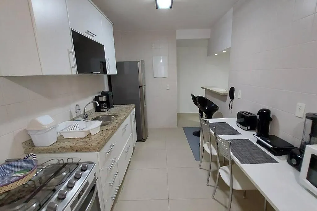 Apto Centro de Cabo Frio próximo à Praia do Forte!-1